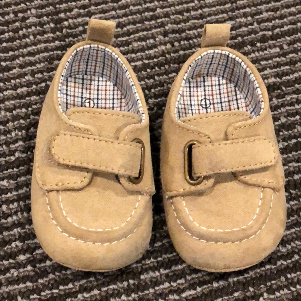 NWOT- baby boy tan dress shoes